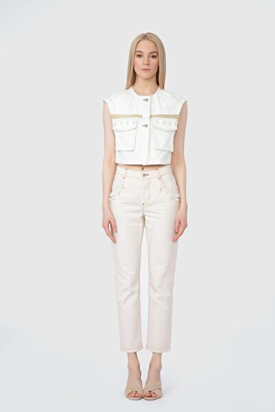 GİZİA Kolsuz İşleme Detaylı Crop Ekru Yelek