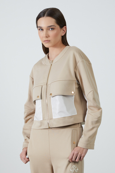 GİZİA Gold Çıtçıt Detaylı Geniş Cepli Bej Ceket
