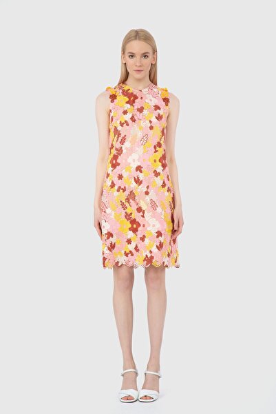 GİZİA Düz Form Kolsuz Işlemeli Pembe Elbise