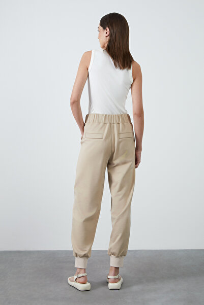 GİZİA Nakış Detaylı Paçası Bantlı Eşofman Altı