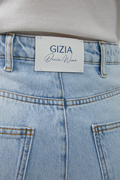 GİZİA Aksesuar Toka Detaylı Basic Boru Paça Jean Pantolon