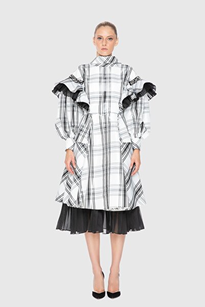 GİZİA kollari hacimli v yaka midi boy siyah elbise