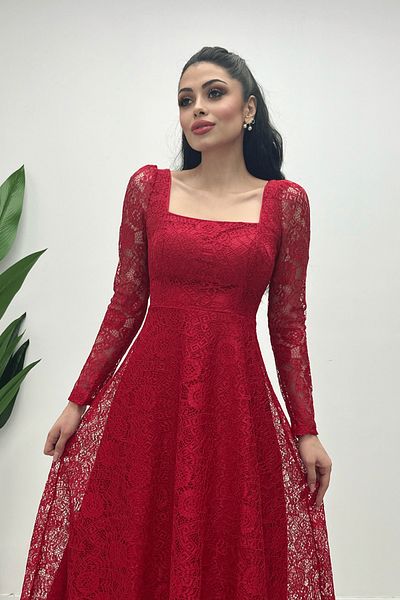 giyimmasalı Full Lace Fabric Square Collar Midi Evening Dress - Red