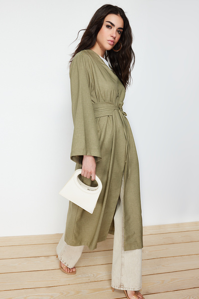 Trendyol Modest Khaki Linen Look Tkané kimono a Kaftan s detailem v pase na kravatu TCTSS24KK00001