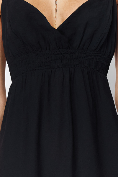 Trendyol Collection Μαύρο Ανοιγόμενο λουράκι μέσης Midi υφαντό φόρεμα TWOSS24EL00340