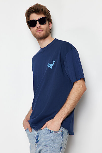 Trendyol Collection Темно-синя вишита футболка великого розміру 100 бавовна TMNSS24TS00040