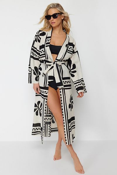 Trendyol Collection Maxi-Kimono und Kaftan aus 100 % Baumwolle mit Blumenmuster und Gürtel TBESS24KM00013