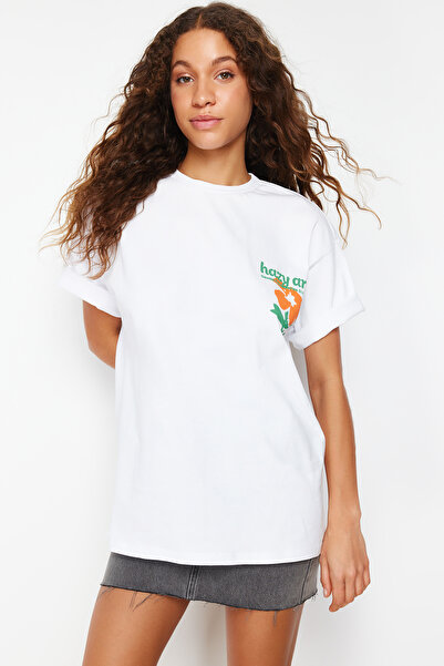 Trendyol Collection White 100% Cotton Back and Front Oversize/Wide Pattern Knitted T-Shirt TWOSS24TS00056