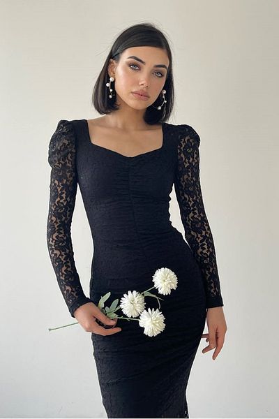 lovebox Damen Abendkleid 215, Spitze, vorne drapiert, Ärmel transparent, schwarzes Midikleid