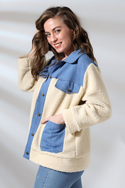 Butik Beyza Palton de pluș cu detalii din denim