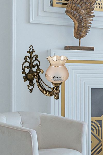 DEDE SINGLE ANTIQUED CADENA SCONCE WITH MATTE HONEY COLOR GLASS