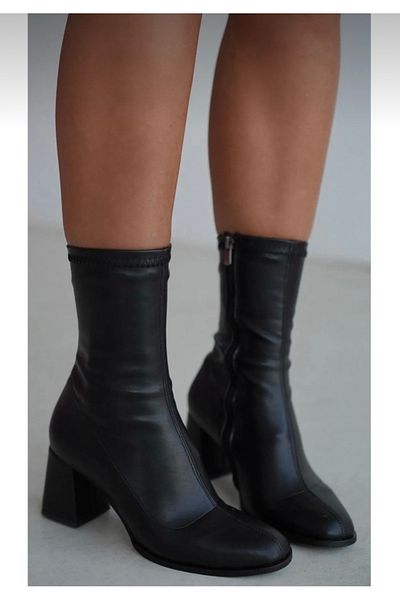 wolk shoes Pensa Short Heeled Stretch Boots Black