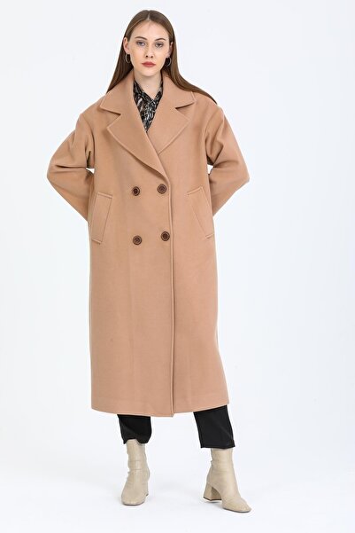 Pitti Women's Camel Buttoned Oversize Buttoned Coat