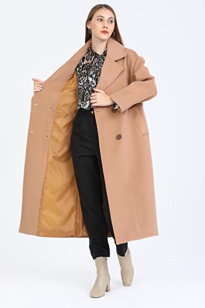 Pitti Women's Camel Buttoned Oversize Buttoned Coat