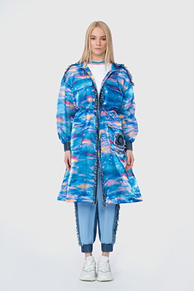 GİZİA Kontrast Kumaş Ve Arma Detaylı Desenli Organze Orijinal Trench