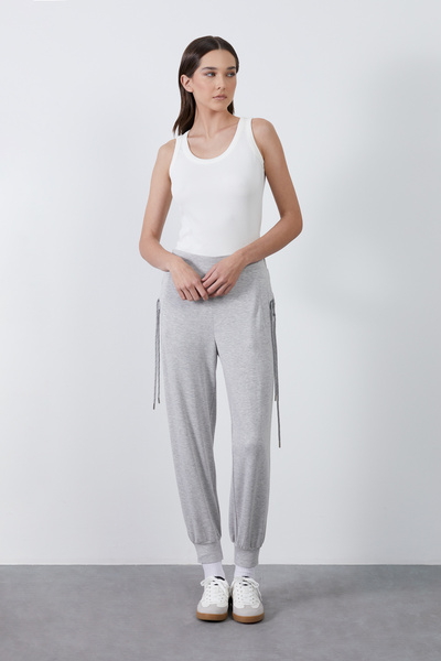 GİZİA Arkası Kordon Detaylı Beli Lastikli Gri Eşofman