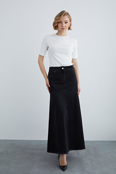 kı.we Üçgen Cepli Bilek Boy Siyah Kot Etek