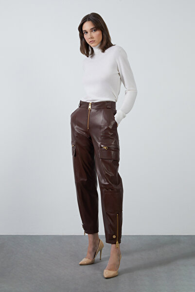 GİZİA Fermuar Detaylı Cepli Kahverengi Deri Pantolon