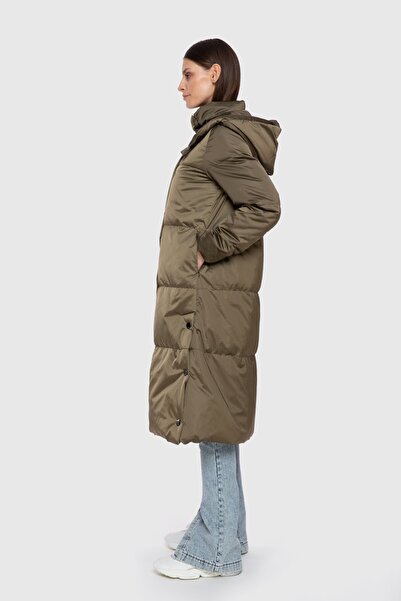 GİZİA Midi Boy Kapüşonlu Yeşil Şişme Mont
