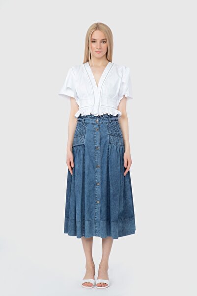 GİZİA Stripe and Ruffle Detailed V-Neck Crop Size Poplin White Blouse