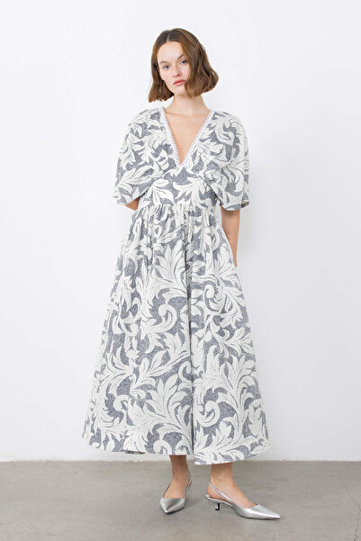 GİZİA Derin V Yaka Serit Aksesuarlı Düşük Kol Lacivert Elbise