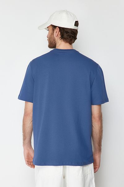 Trendyol Collection 100% tričko s výšivkou Indigo Wolf – pravidelný střih TMNSS24TS00056