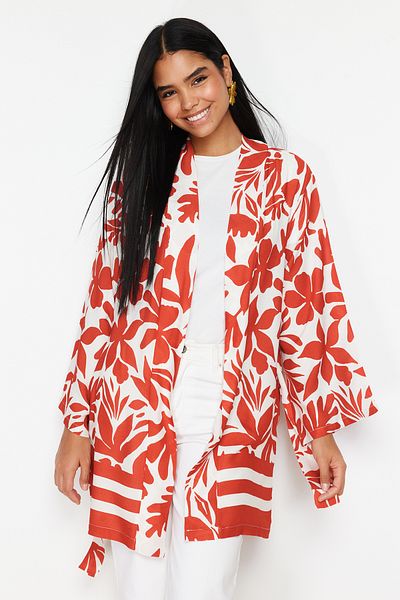 Trendyol Modest Roter, floral gemusterter Kimono und Kaftan mit Bindedetail-Tasche TCTSS21KK0004