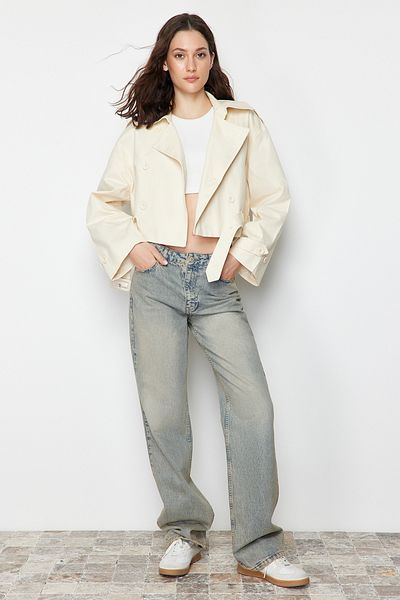 Trendyol Collection Ecru Fitted Belted Crop Trench Coat TWOSS24TR00023