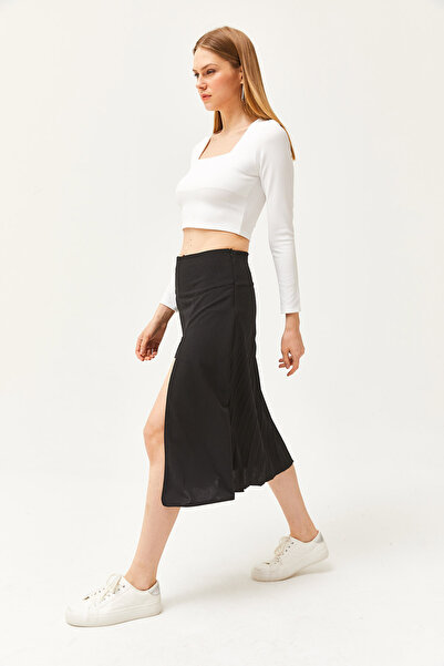 Olalook Kadın Siyah Şortlu Yırtmaçlı Pilise Detaylı Midi Etek ETK-19000254