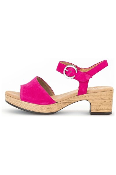 GABOR Σανδάλια - Κομψή σχεδίαση και χαλαρή εφαρμογή