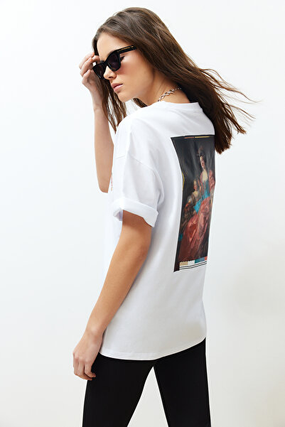 Trendyol Collection White 100% Thick Cotton Oversize/Wide Fit Back and Front Printed Knitted T-Shirt Twoss24Ts00060