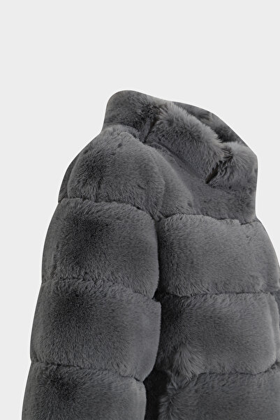 Açelya Okcu Premium Stand Collar Women's Rex Faux Fur Coat