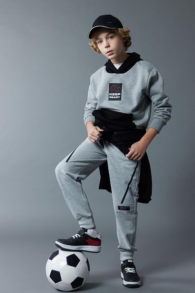DeFacto Thick Leg - Pocketed Boys' Jogger Sweatpants B5941A823Wn