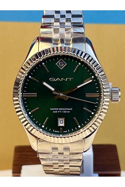 Gant G136011 Green Dial Steel Women's Wristwatch with Series Numbers