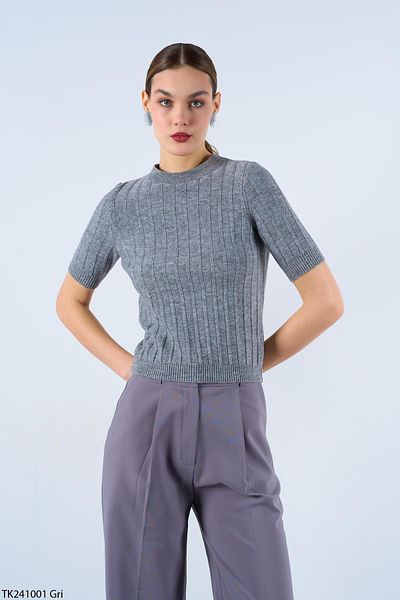 Liora Women's Gray Basic Corded Short Sleeve Knitwear Sweater