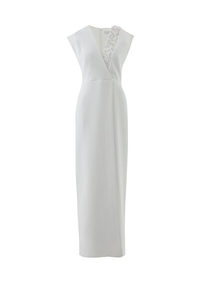 GİZİA Yakası İşlemeli Önden Yırtmaçlı Ekru Uzun Elbise