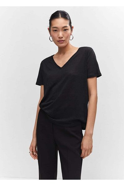 MANGO Woman Linen T-shirt with V-neck