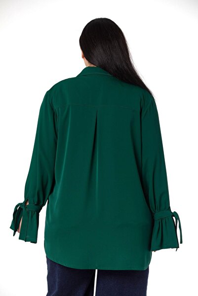 DISENTIS MODEST Σμαραγδένιο πουκάμισο με λεπτομέρεια με μανίκια