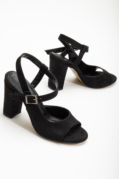 Hayalimdeki Ayakkabı Pantofi de damă din piele intoarsa neagra cu toc Lovisa