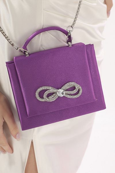 Piedra Husă magnetică din piatră din țesătură satinată de culoare violet, geantă de seară pentru mână și curea Lățime: 17,5 cm Lungime: 14 cm