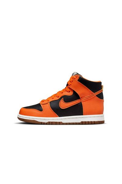 Nike حذاء رياضي نسائي من Dunk High - NKDB2179-000