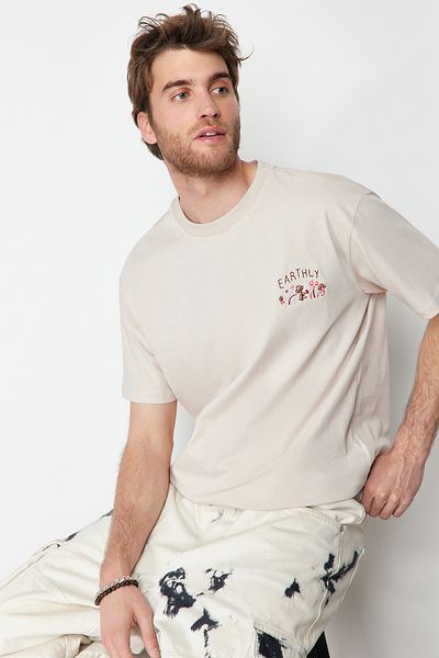 Trendyol Collection Oversize Cotton T-Shirt with Mushroom Embroidery - Tmnss24Ts00067