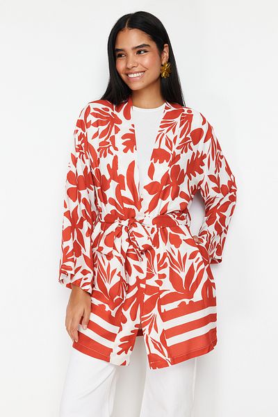 Trendyol Modest Roter, floral gemusterter Kimono und Kaftan mit Bindedetail-Tasche TCTSS21KK0004