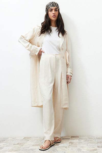 Trendyol Modest بنطلون كيمونو بتفاصيل حجرية منسوجة من الأسفل طقم علوي TCTSS24US00024