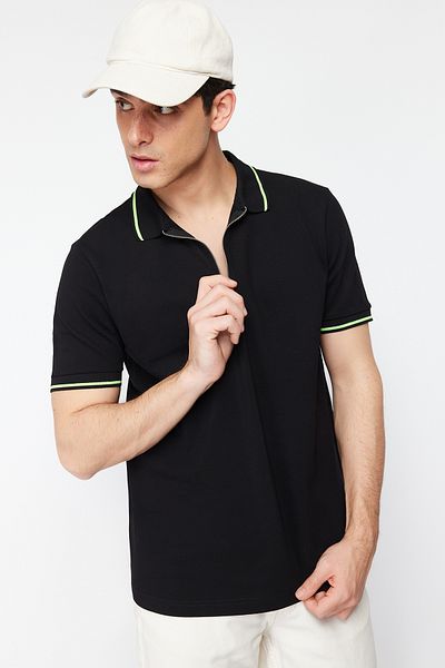 Trendyol Collection Pruhované tričko Polo Neck - černé, 100% bavlna, límec na zip a rukáv TMNSS20PO0102