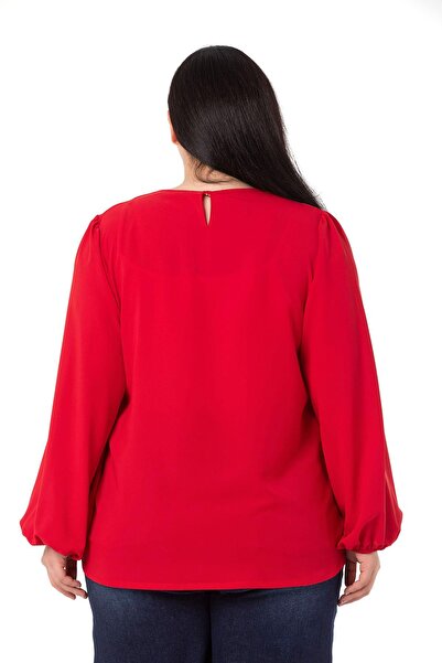 DISENTIS MODEST Plus Size Red Blouse with Chain Detail on Collar and Elastic Sleeves