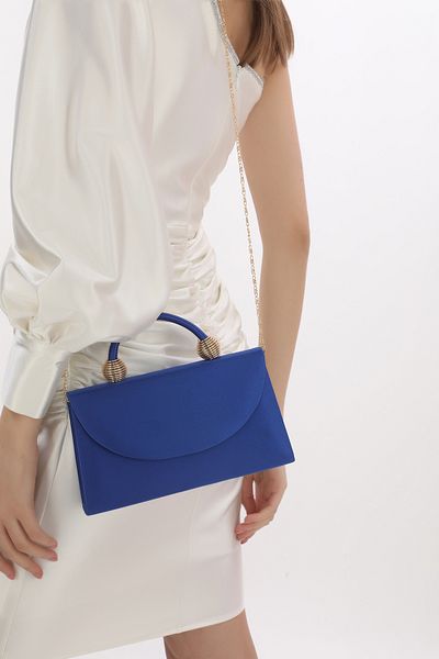 womenacs Rochie de seară din țesătură satinată de culoare albastru sax Geantă pentru femei pentru mână și curea lungă (curea cu lanț)
