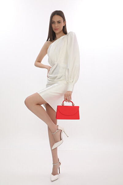 womenacs Red Color Satin Fabric Evening Dress Women's Bag Handheld and Long Strap Use (Chain Strap)