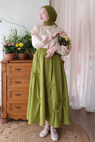 Ceylan Otantik Cream Pistachio Green Crop Top and Bow Detailed Skirt Set - 2 Thread