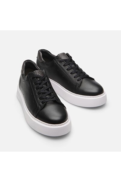 Yaya by Hotiç Genuine Leather Yaya Black Casual Shoes